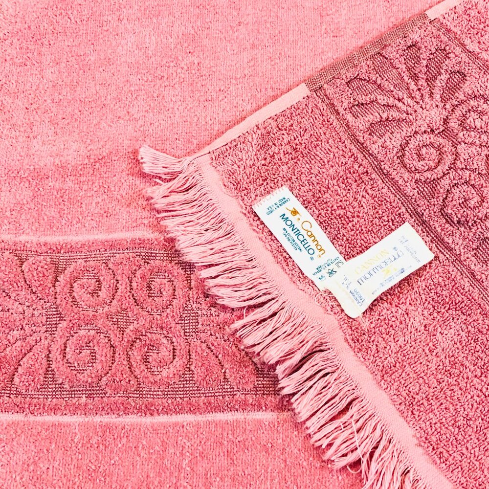 Vintage 70s CANNON USA Monticello Bath Towel 21.5"x43": Dusty Rose Reversible
